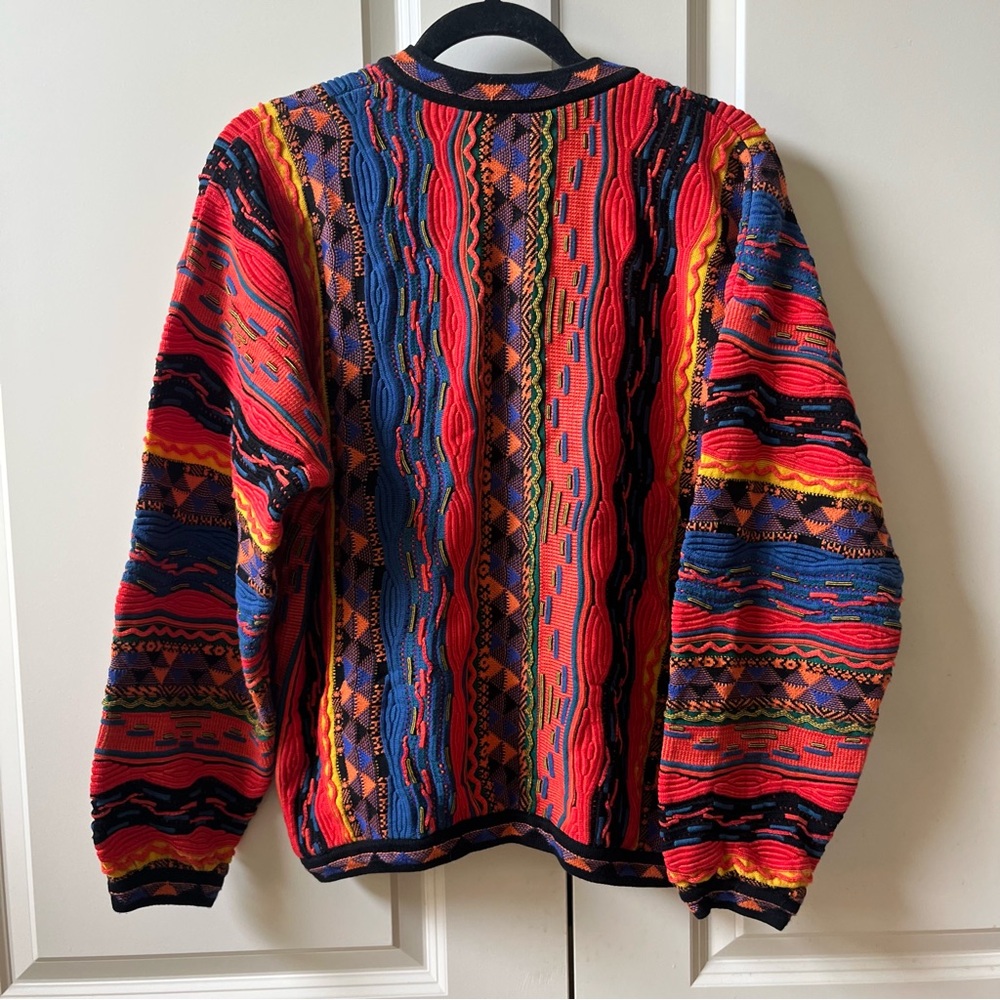 Vintage Tundra Canada Coogi Style Sweater multi-colored 3D knit pattern - Large - Picture 2 of 8
